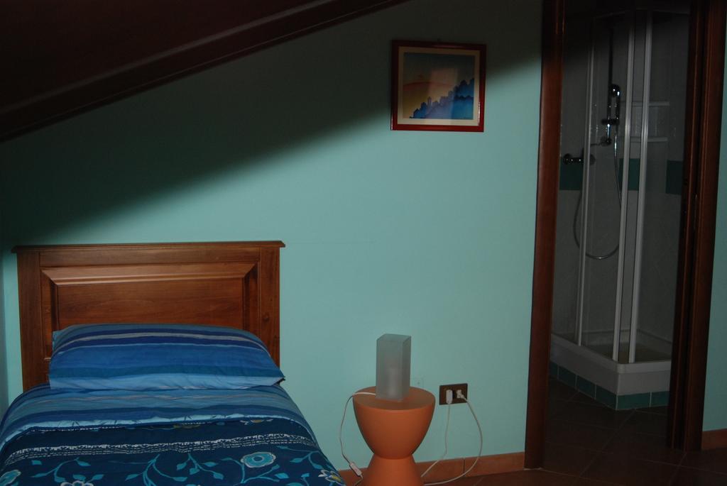 Casa Mariu Hotel Sala Consilina Habitación foto